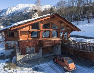 Luxurious Chalet With Breathtaking Mont Blanc Views