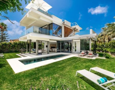 Stylish Luxury 5 bedroom/5 bathroom villa